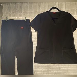 Dickies women’s scrubs
